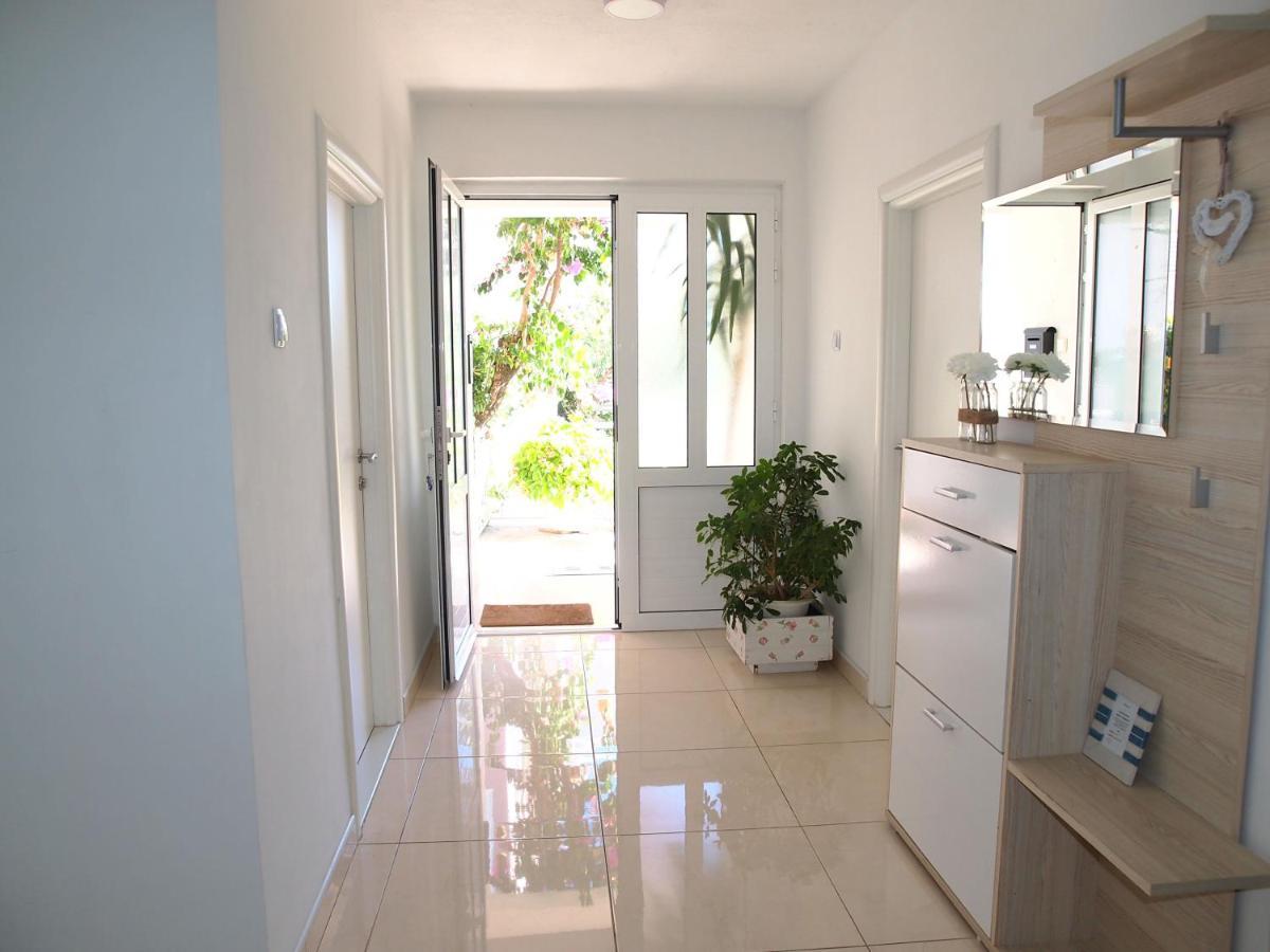 Apartmani Igor Makarska Ngoại thất bức ảnh