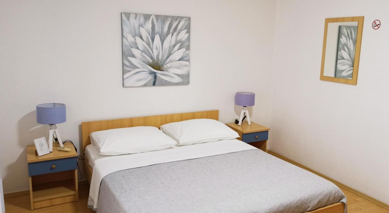 Apartmani Igor Makarska Phòng bức ảnh