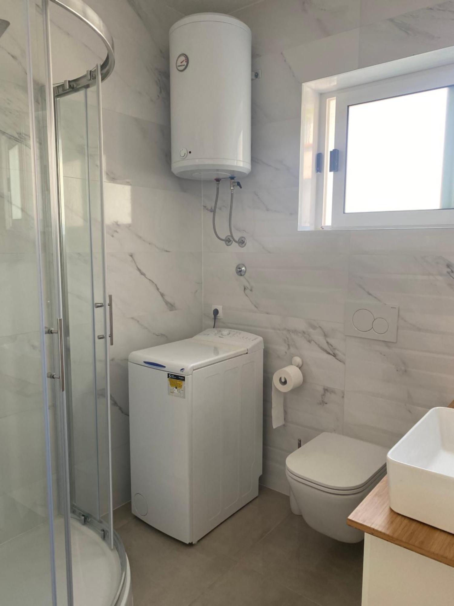 Apartmani Igor Makarska Phòng bức ảnh