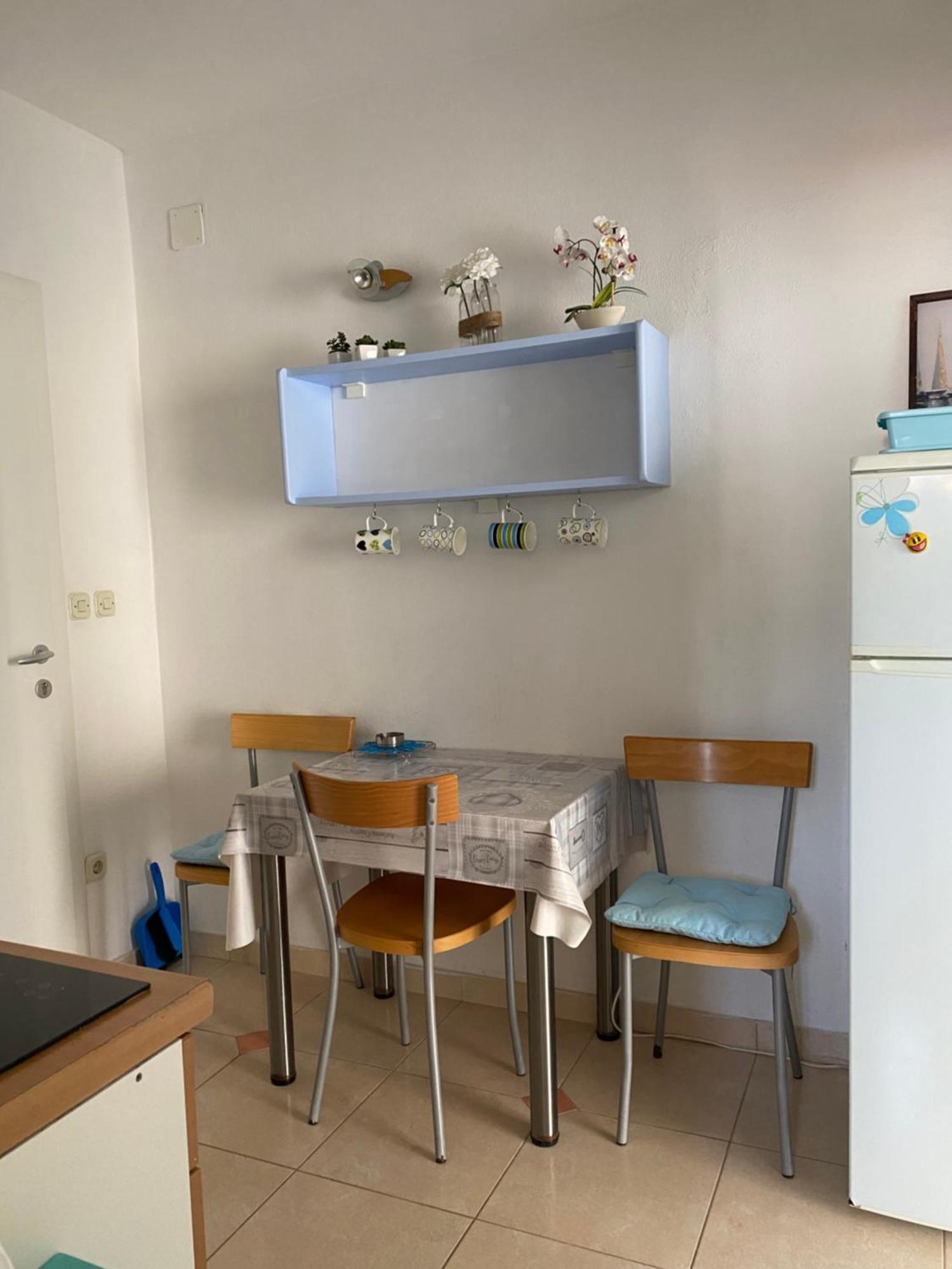 Apartmani Igor Makarska Phòng bức ảnh